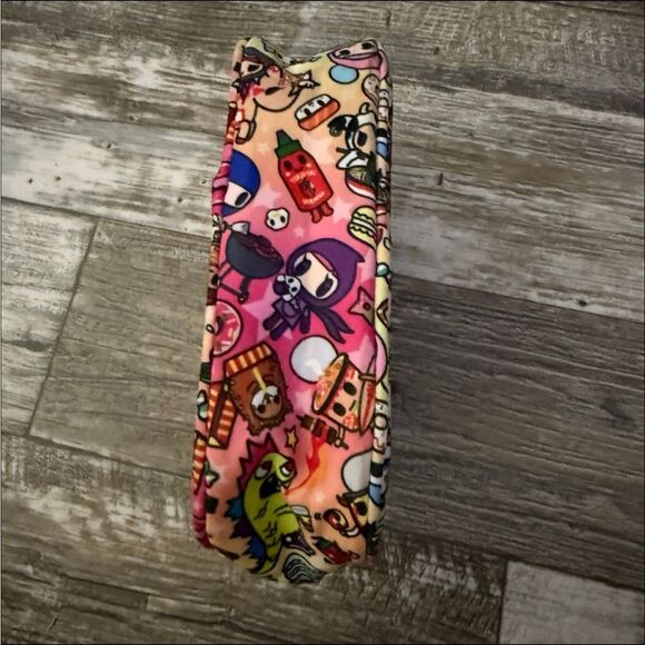 Tokidoki Cravings Comic Con 2020 Cosmetic Case - Picture 4 of 10
